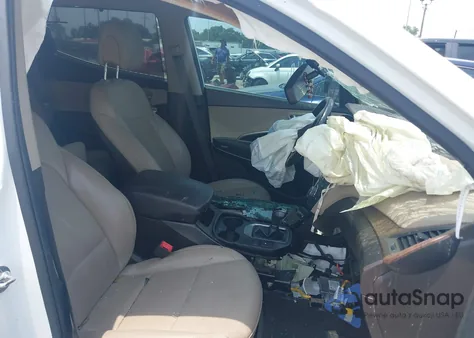 2018 Hyundai Santa Fe Sport 2.4L z USA, uszkodzony, nr VIN 5NMZUDLB2JH073016